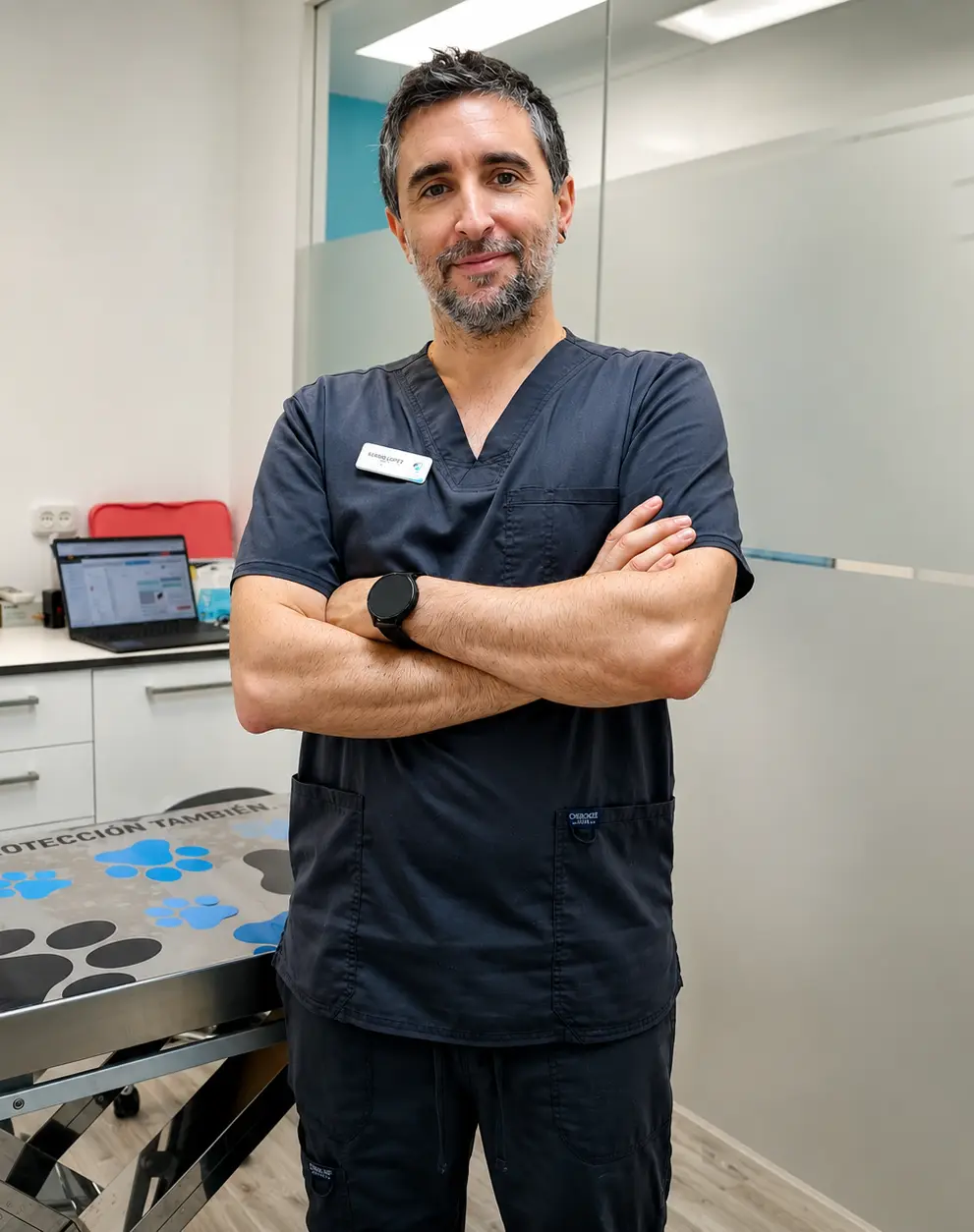 Xavier López, auxiliar técnico veterinario de Lovet